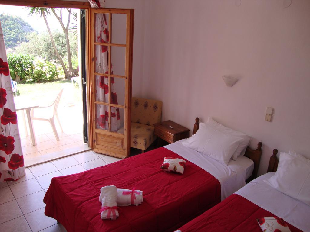 Ipsia Apartments Paleokastritsa Habitación foto